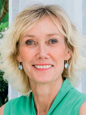 « Chez Altearah, nous croyons au lien entre nos émotions et la saisonnalité. » SANDRINE DESGRIPPES Directrice Générale France Altearah SANDRINE DESGRIPPES Directrice Générale France Altearah