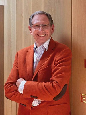 Jean-Claude Bernard, directeur et propriétaire de l’Hotel Le CEP***** à Beaune