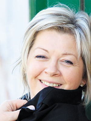 Irène BELLONCLE, globe trotteuse, fondatrice du site de voyages YREN Irène BELLONCLE, globe trotteuse, fondatrice du site de voyages YREN