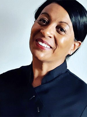 CATY CISSOKO Spa manager Domaine du Roncemay CATY CISSOKO Spa manager Domaine du Roncemay