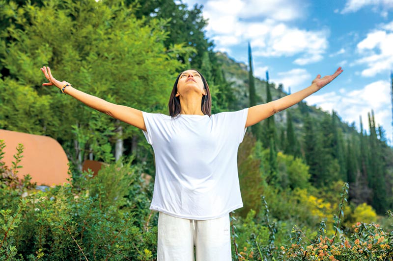 Dans cette retraite « Women Leadership/Empowerment Retreat », nous explorons combien il est essentiel d’avoir un équilibre entre les énergies yin et yang pour un bien-être et un leadership durables.