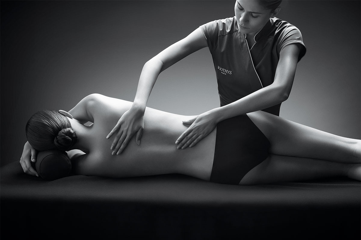 Pour cette nouvelle offre, Sothys a développé une nouvelle gestuelle Digi-Esthétique® silhouette équilibre. Une véritable boîte à outils mêlant des gestes silhouette, jeunesse et également relaxants, pour rendre chaque soin unique et parfaitement adaptée aux besoins de la cliente.